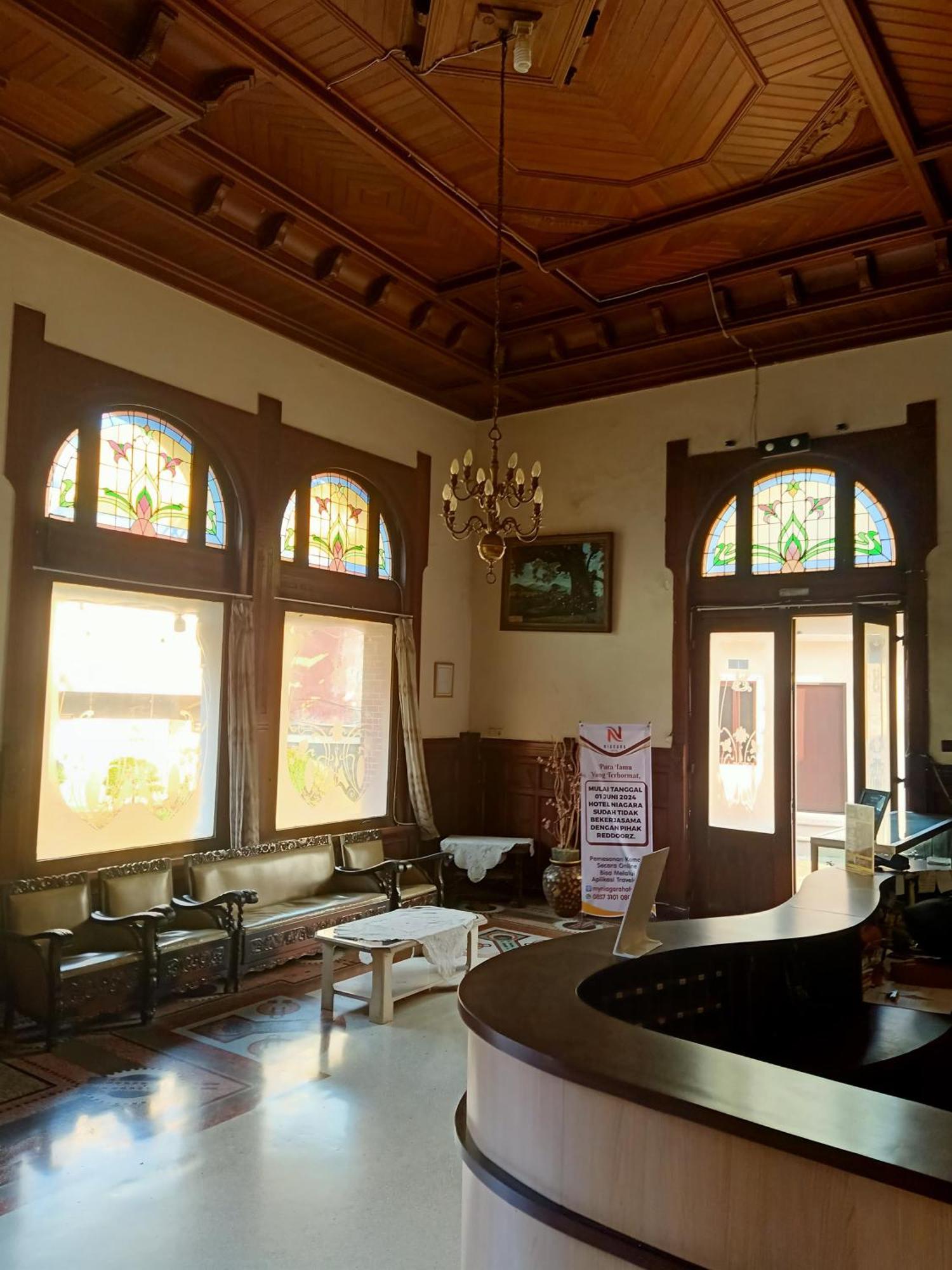 Hotel Niagara Lawang Ngoại thất bức ảnh